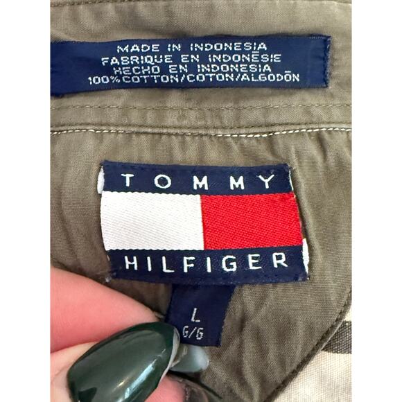 TOMMY HILLFIGER RED AND sage green LONG SLEEVE BUTTON UP EMBROIDERED MENS LARGE - Picture 4 of 6